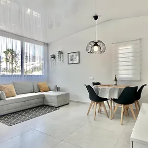  Apartment Fantastic Vacation By The Ocean Spain